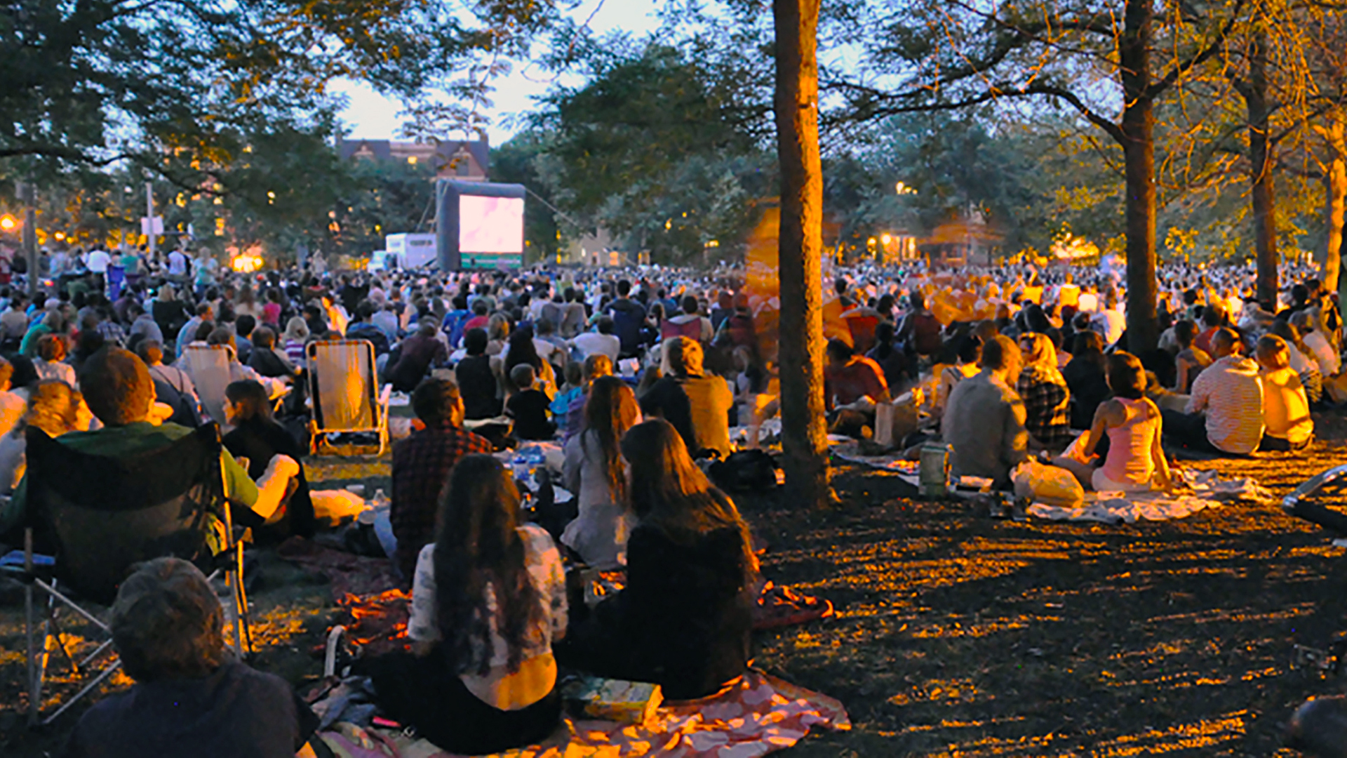 Wicker Park Advisory Council Movies In The Park 1920X1080